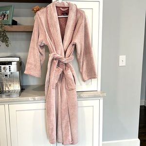 Arabella Women’s Robe